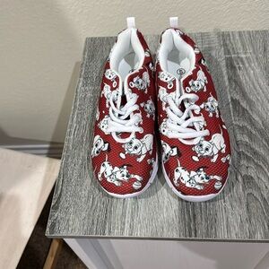 Brand new women’s size 9 Disney 101 Dalmatian mesh shoes very light
